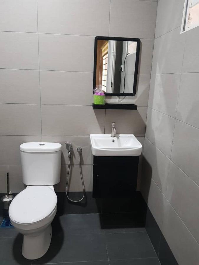 Apartament Swimming Pool Party House Batu Pahat Zewnętrze zdjęcie