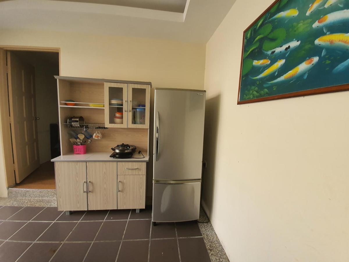 Apartament Swimming Pool Party House Batu Pahat Zewnętrze zdjęcie