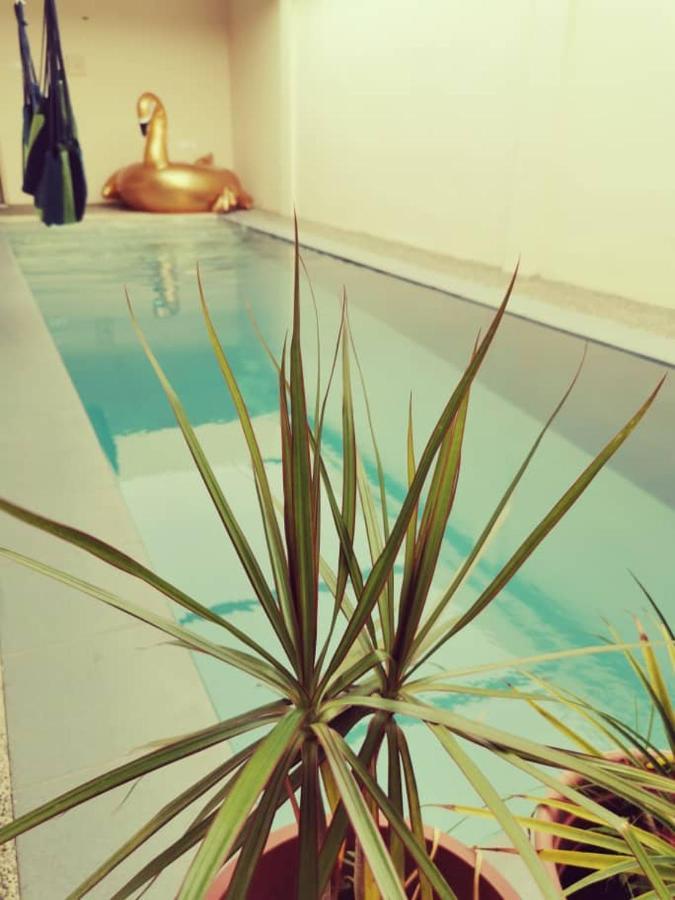 Apartament Swimming Pool Party House Batu Pahat Zewnętrze zdjęcie